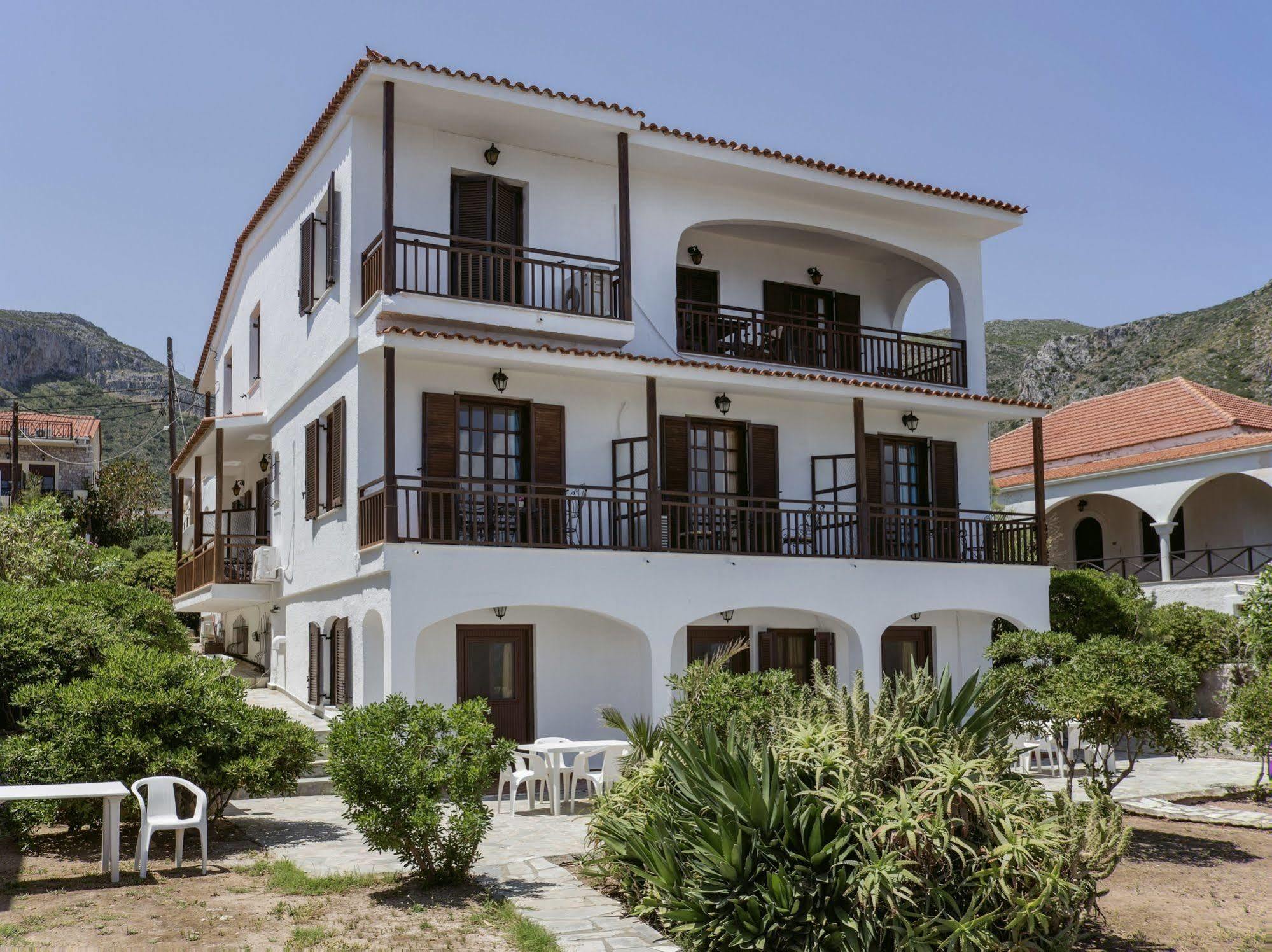 מונמבאסיה Villa Diamanti מראה חיצוני תמונה